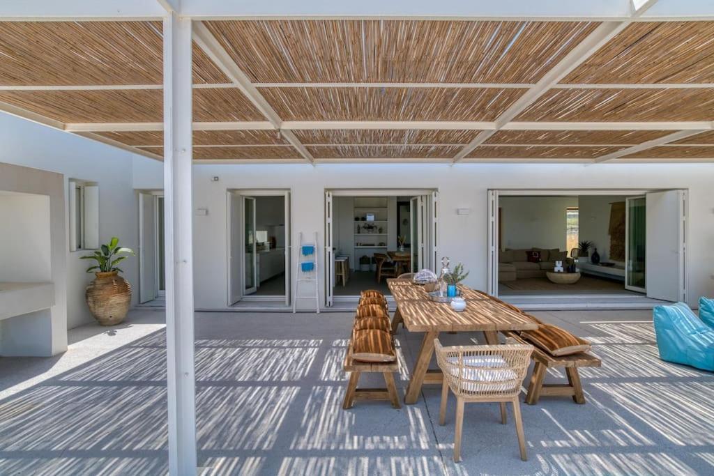 Villa Lampsi - Spacious & Modern Isterni  Экстерьер фото