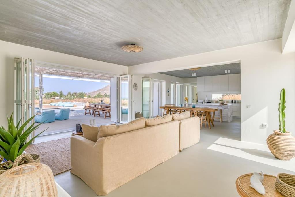 Villa Lampsi - Spacious & Modern Isterni  Экстерьер фото