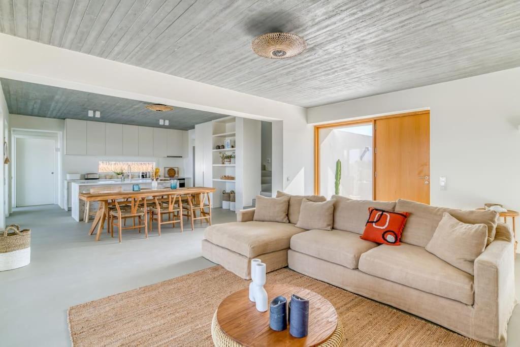Villa Lampsi - Spacious & Modern Isterni  Экстерьер фото